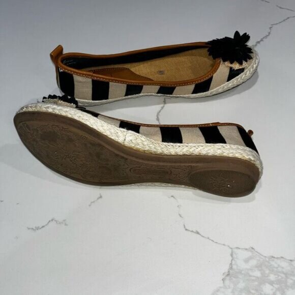 Kim Rogers Black and White Espadrilles with Striped Pattern Size 7.5 - Picture 11 of 13